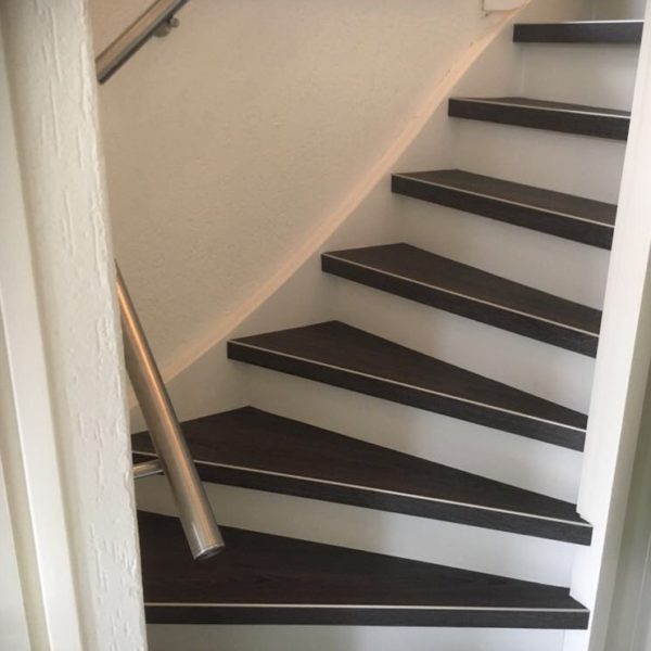 PVC Traprenovatie Kerkrade Trapbekleding Paintandfloors.nl